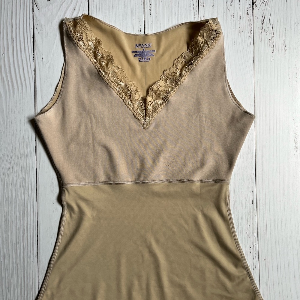SPANX Cream Lace V-Neck Tank